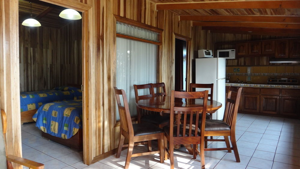 Los Pinos Cabins & Reserve Monteverde Zewnętrze zdjęcie